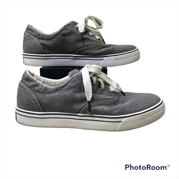 L.L. Bean Sunwash gray canvas low cut men’s sneakers - Picture 2 of 11